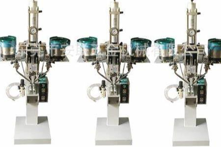全自動(dòng)鉚釘機(jī)為何受市場(chǎng)歡迎？好品質(zhì)帶來(lái)高效生產(chǎn)！